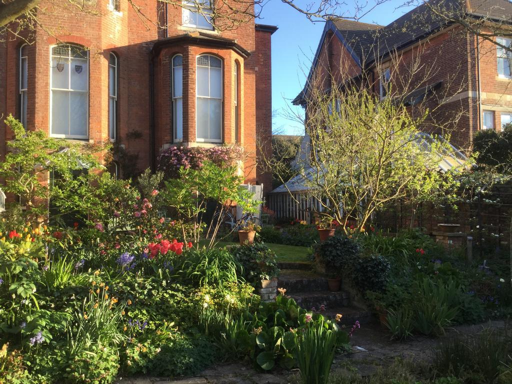 St Benedict - Victorian Bed&Breakfast Hastings Eksteriør billede